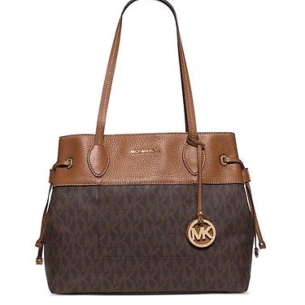 🆑 MICHAEL KORS MARINA BAG